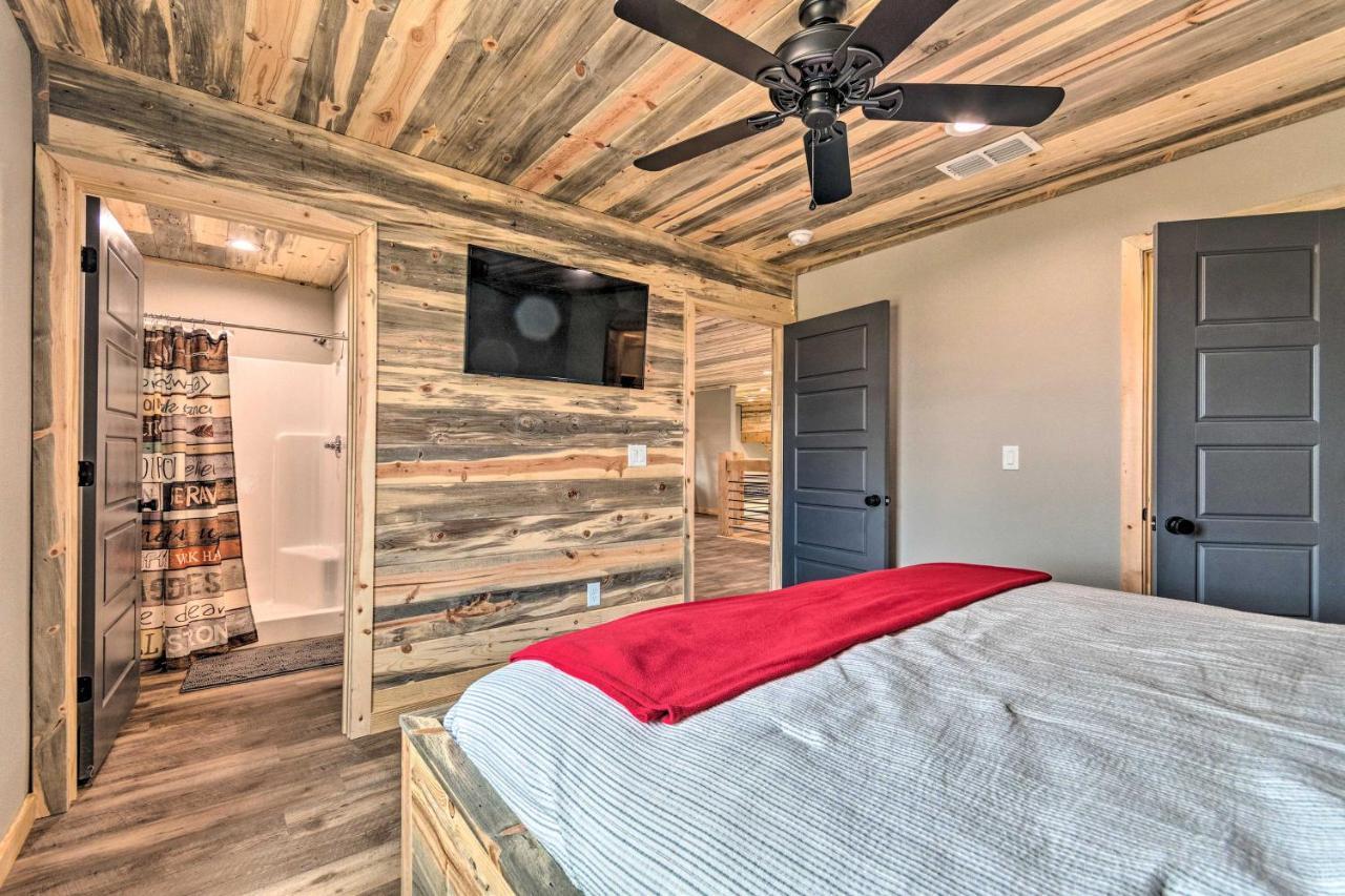 Upscale Riverfront Home With Beach And Fire Pit! Glenwood Kültér fotó