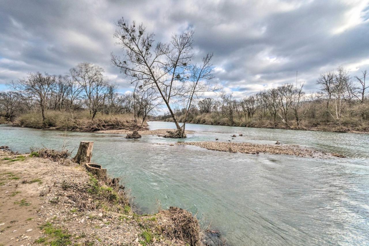 Upscale Riverfront Home With Beach And Fire Pit! Glenwood Kültér fotó